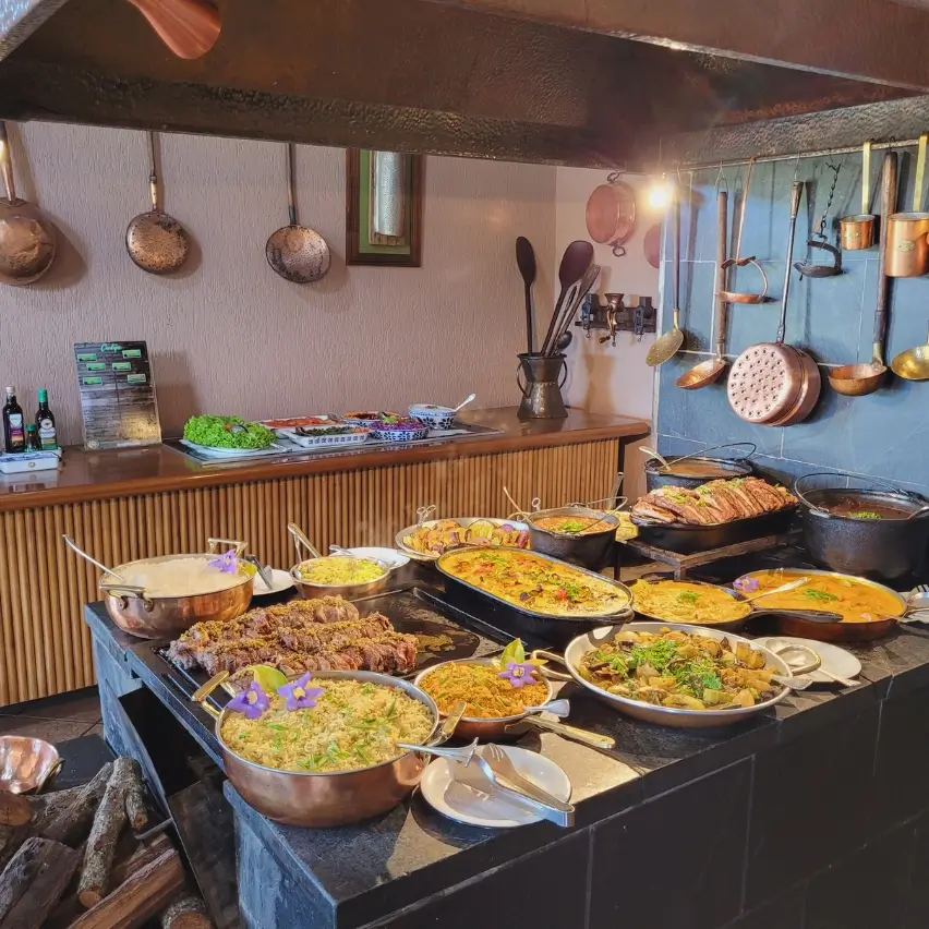 Regional lunch served during the Boca da Onça tour, in Bodoquena, MS
